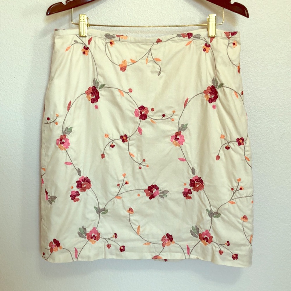 Loft | Women’s Floral Embroidered Skirt  14